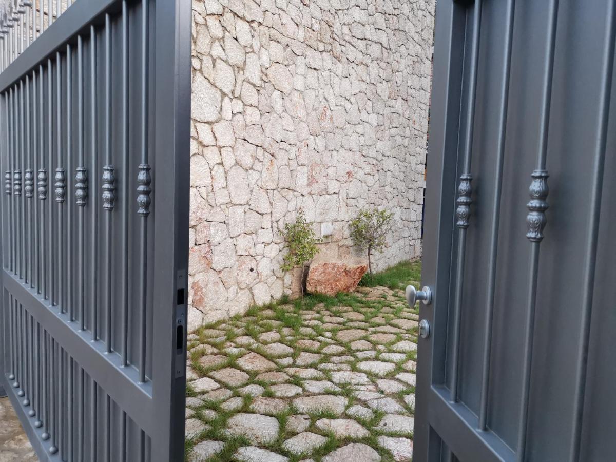 Vila Rira - Rrajce, Shebenik Perrenjas المظهر الخارجي الصورة